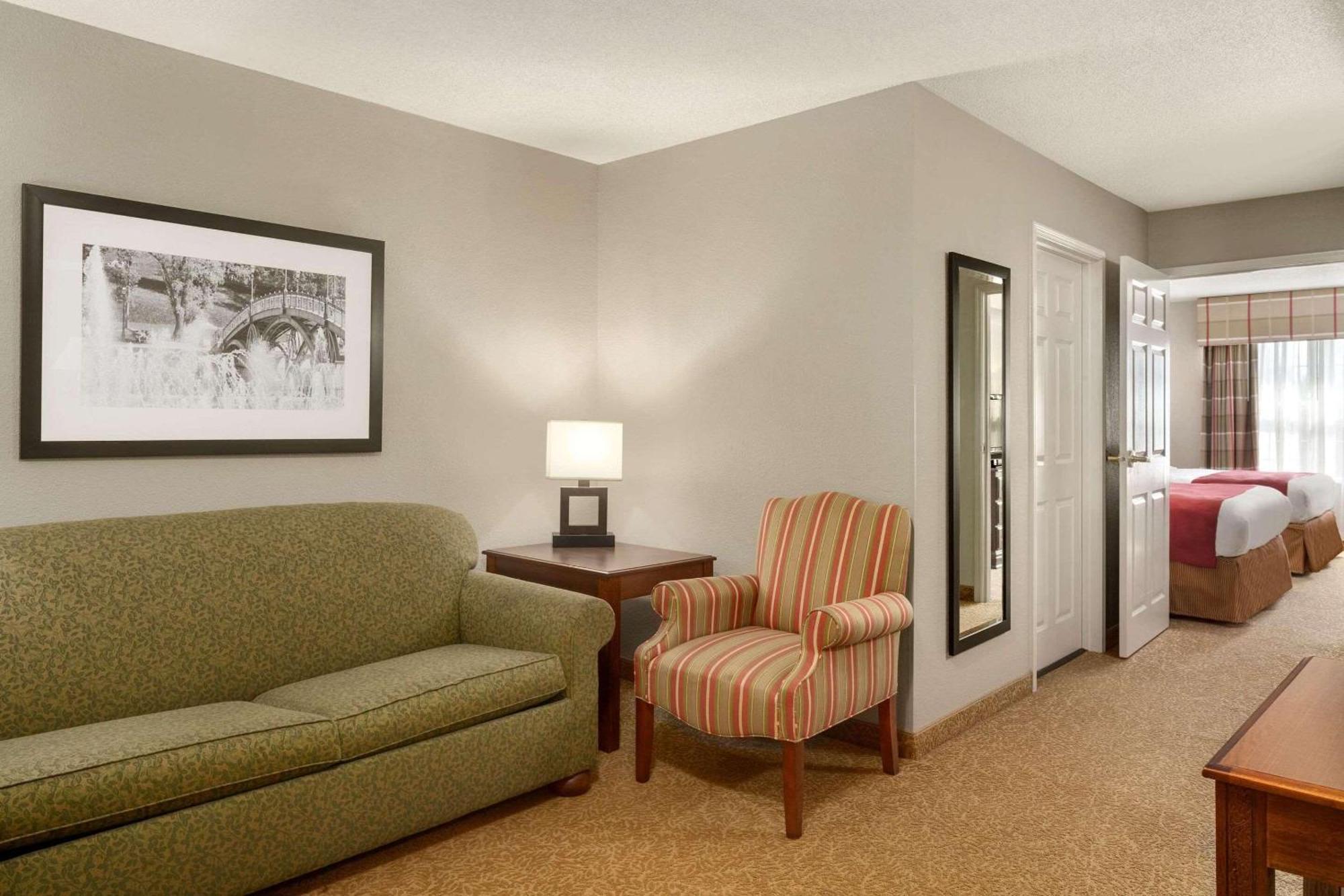 Country Inn & Suites By Radisson, Louisville South, Ky Шепърдсвил Екстериор снимка